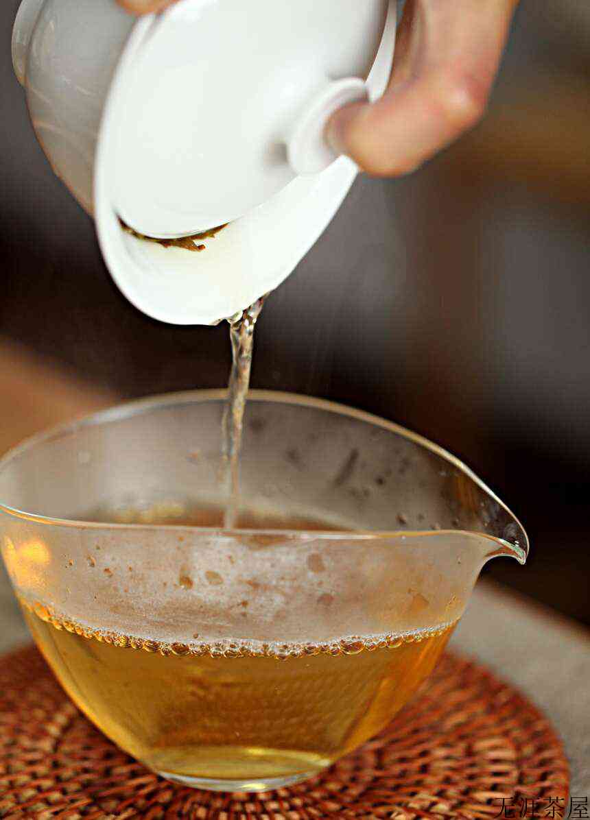为什么泡茶讲究一泡一饮，茶水分离？()
