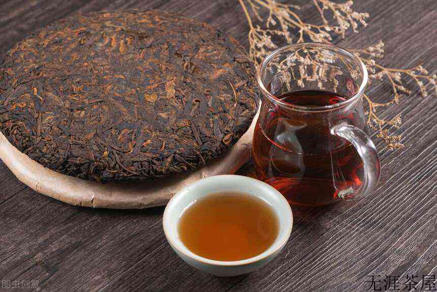 泡普洱茶时，如何正确的“撬茶”？
