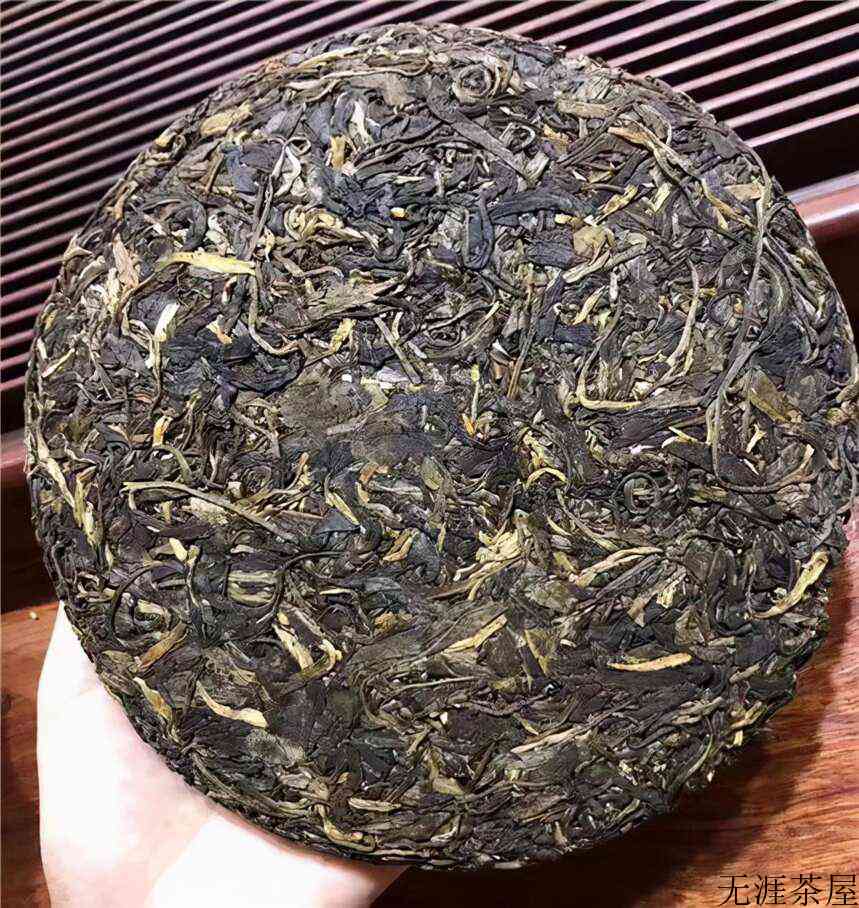 普洱生茶是紧压茶好还是散装茶好？()