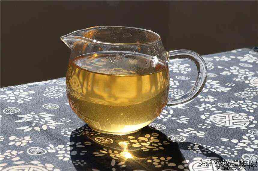 普洱生茶和熟茶的区别是什么()