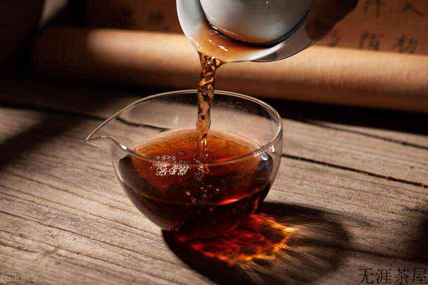 什么是普洱茶的“粘稠度”？()