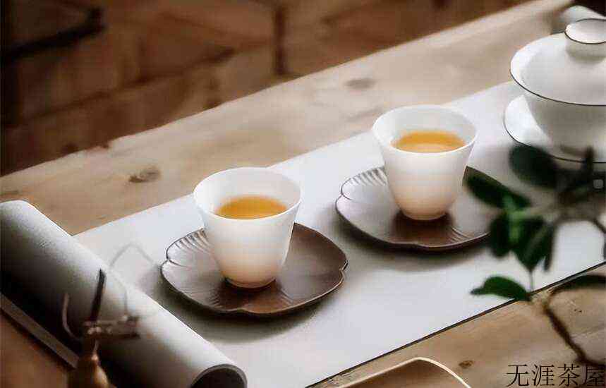 卖茶20年老司机的蜕变：一腔热血被生活毒打，活成自己讨厌的奸商