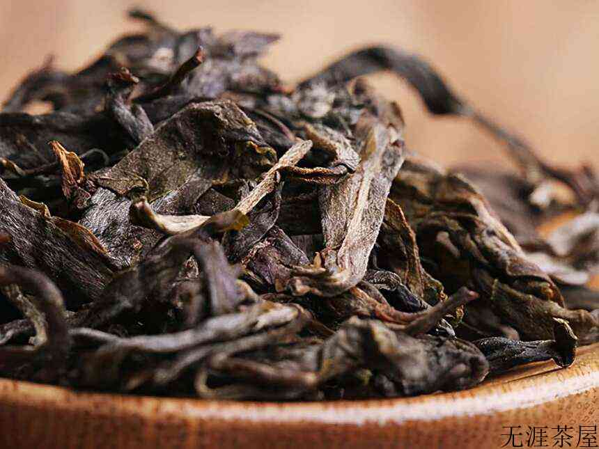 纯料茶好还是拼配茶好？()