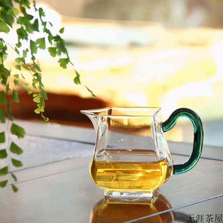 纯料茶好还是拼配茶好？()