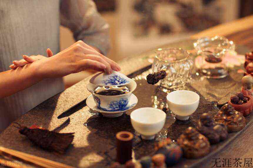 泡茶的几大误区你中了几个？()