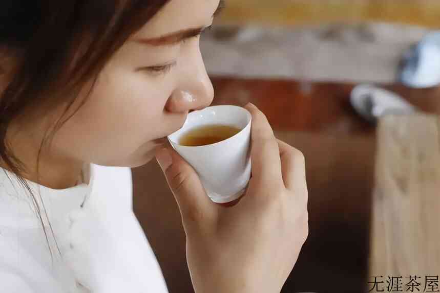 爱茶人士都知道的10个茶桌“暗语”，你知道几个？