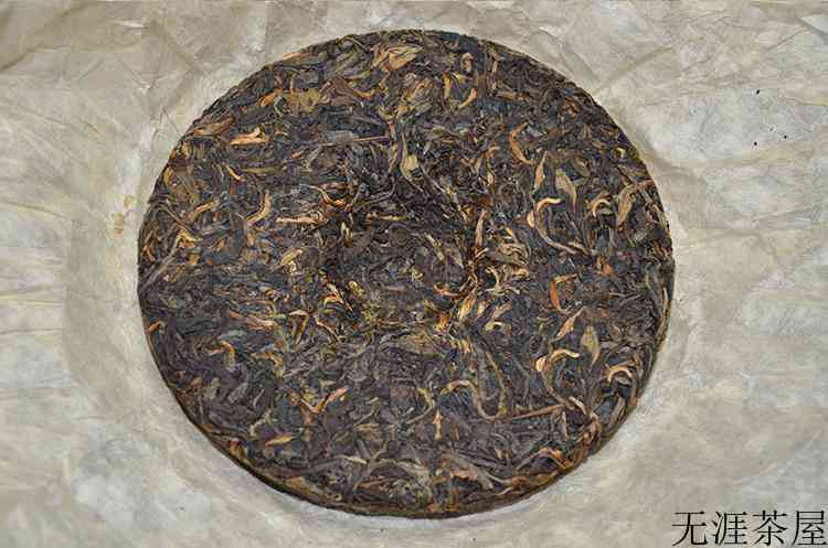 2003年易武弯弓百年大树青饼评测