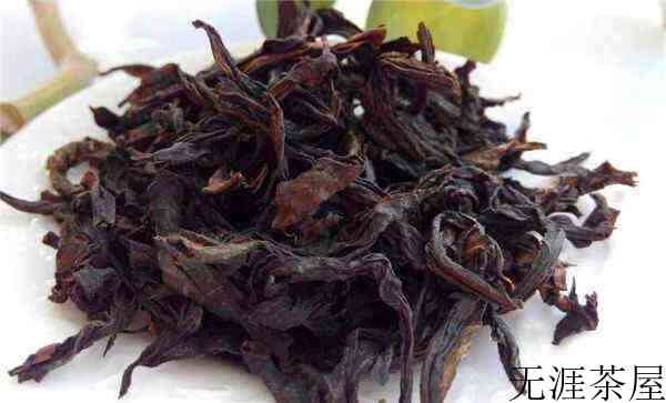 传统炭焙对武夷岩茶所起的作用是什么？