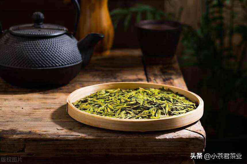 品质优良的龙井茶的特点：