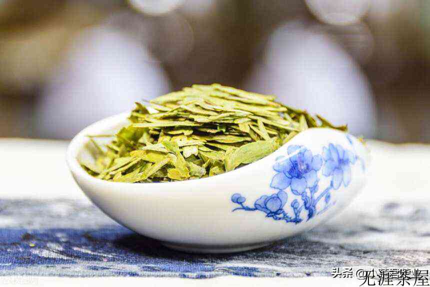 品质优良的龙井茶的特点：