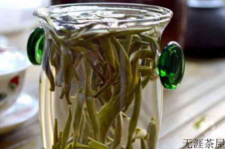 白毫银针在茶叶中排名第几_白毫银针属于高档茶吗？