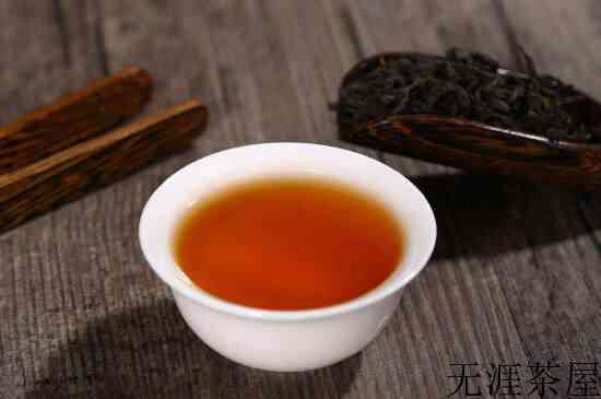 冬天一般喝什么茶比较好，红茶可暖胃/普洱茶可促消化