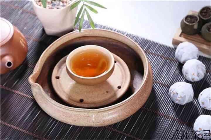 小青柑为什么有白霜？（小青柑为什么有白霜）