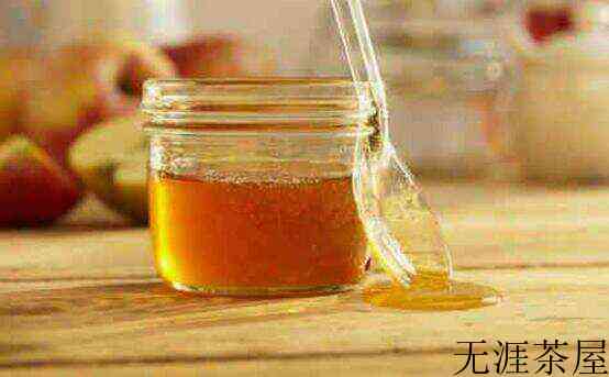 早上空腹喝蜂蜜水好吗，原来这么多年你都做错了