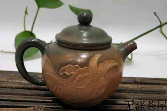 泡茶用坭兴陶和紫砂壶哪个好_紫砂壶比坭兴陶壶好吗？