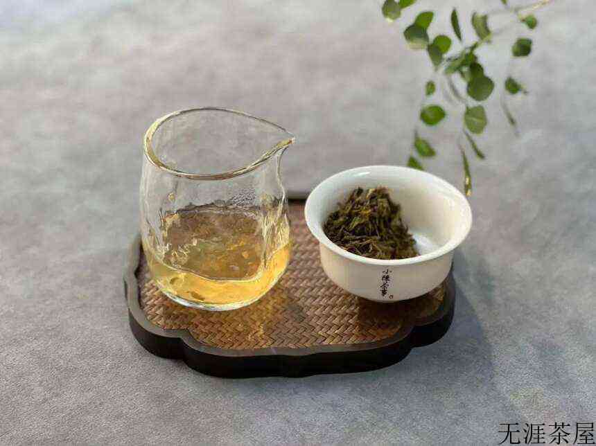 从水仙、肉桂，到大红袍，为什么有的岩茶汤色很深，茶味却很淡？