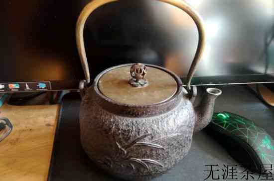 如何鉴别铁壶内涂层，铁壶有涂层好吗？