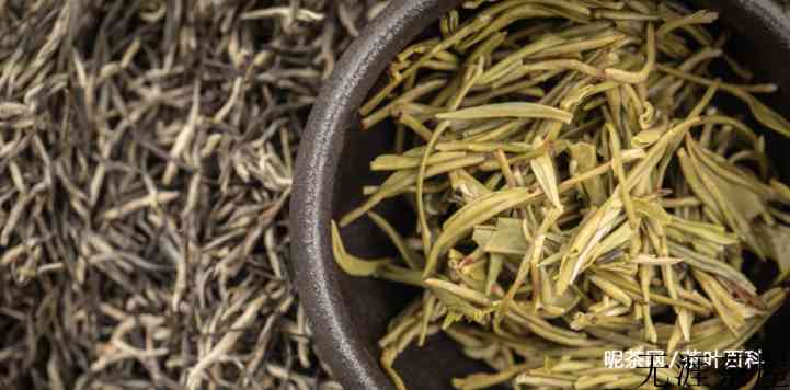 南京雨花茶的外形特征，以及干茶色泽描述