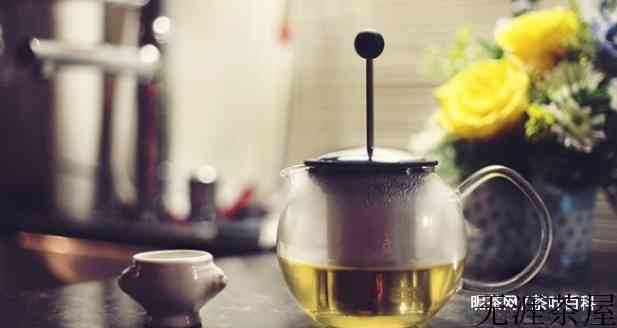 冲泡白茶时，茶汤到底要不要留根留底