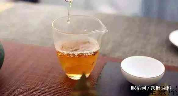 为什么茶叶泡出来有白泡沫