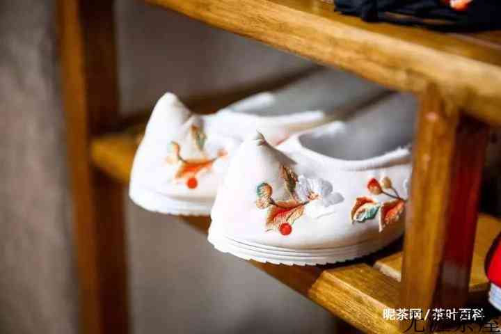 成都街头汉服扎堆，为什么成都穿汉服的这么多