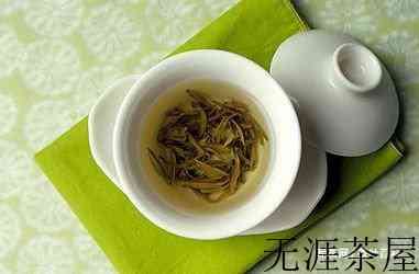 杜仲茶泡水喝的功效与作用
