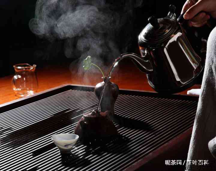 吸水性可以判断紫砂壶的好坏吗