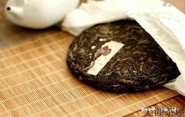 普洱茶为什么要压成饼状的？
