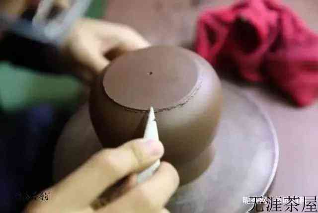 都说黄龙山的紫砂泥料好，到底好在哪？
