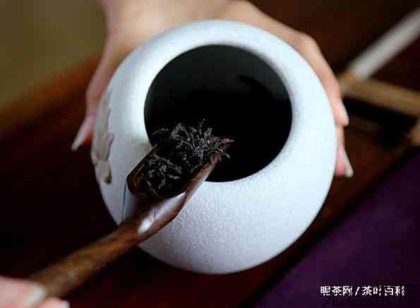 泡茶有方法，敬茶有讲究，存茶有技巧