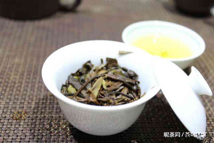 白茶的香气特点