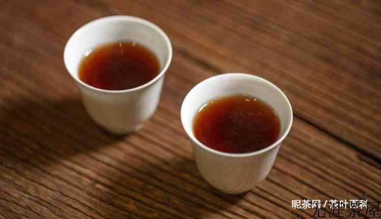 泡好的茶汤上有一层雾和油，恭喜你茶不错