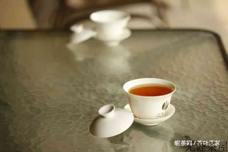 心静，是一种智慧，静下来喝杯茶，让自己走的更远