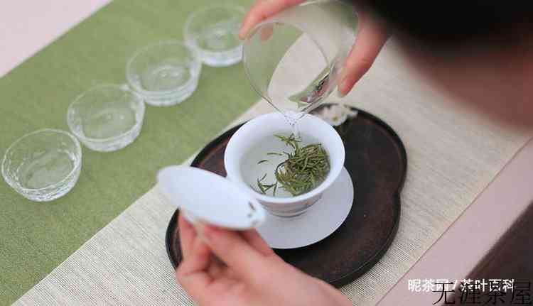 泡茶有干泡与湿泡之分，干泡就是不加水？那么湿泡呢