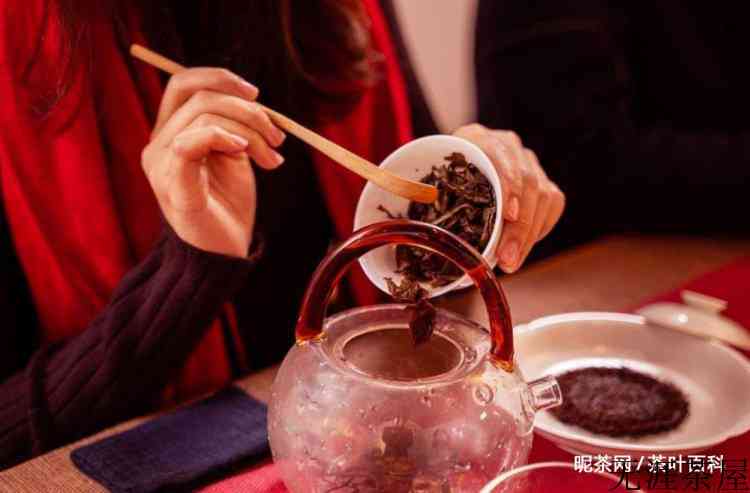 无花果泡白茶的功效