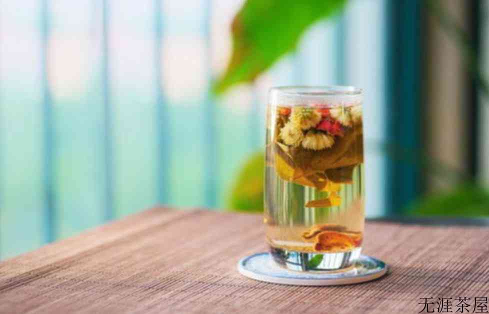 枸杞子和菊花茶泡水喝的功效