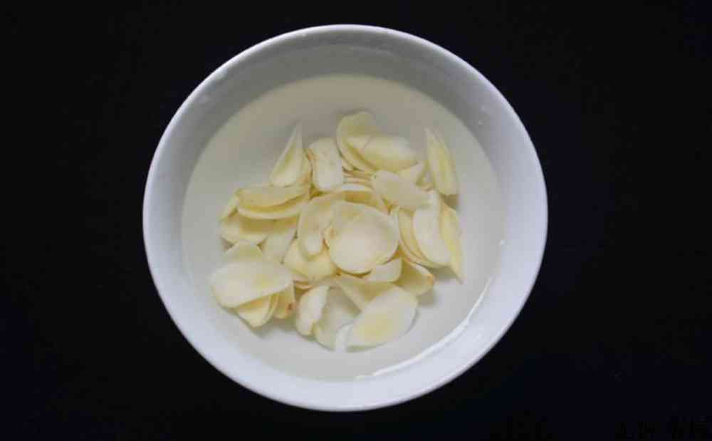 百合泡水喝的正确方法
