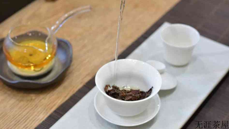 保温杯泡普洱茶好不好