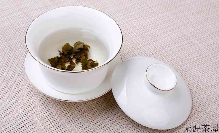 紫砂壶和盖碗，用谁泡茶更胜一筹