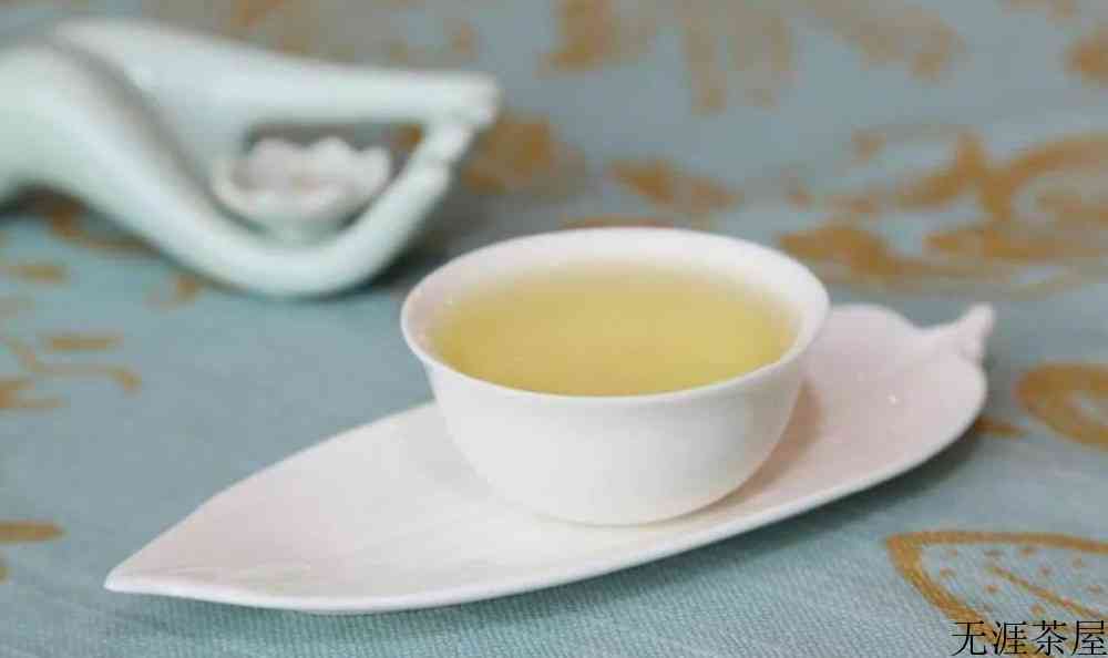 早上空腹喝茶的危害和好处