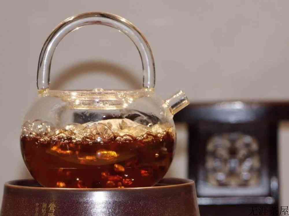 白茶适合夏天喝还是冬天喝