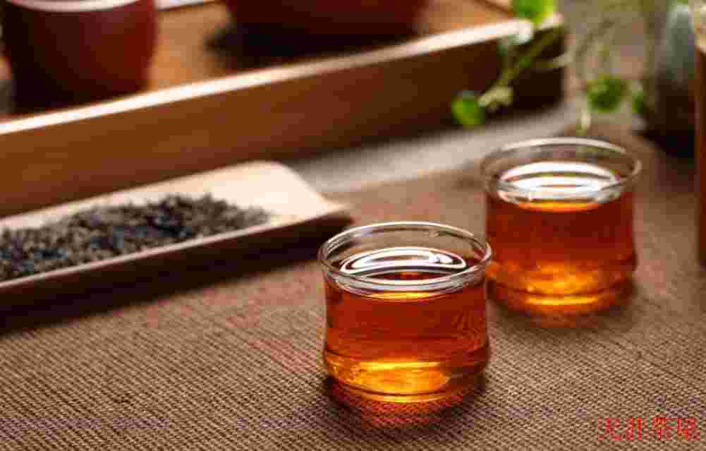 茶汤有各种颜色，它们从何而来