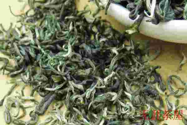 毛峰茶怎么泡好喝，毛峰茶怎样泡最合适(五步简单泡茶)