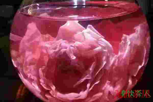 墨红玫瑰花茶的正确冲泡方法，墨红玫瑰花茶怎么泡(五大技巧)