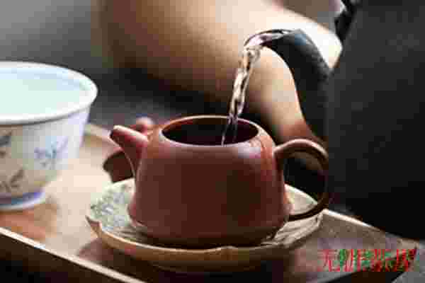 茶叶一天反复冲泡好吗，茶叶能反复泡几次(取决于茶叶品种)