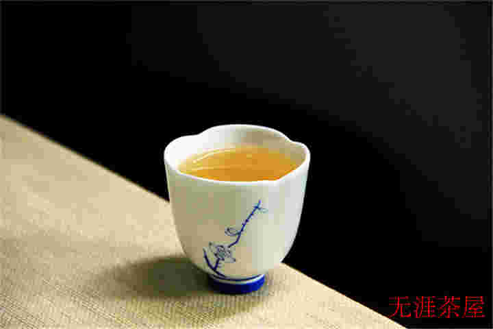 揭秘白茶做旧做陈的方式方法