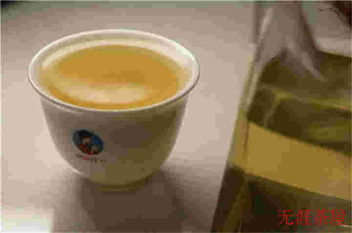 为什么说白茶有药用价值？
