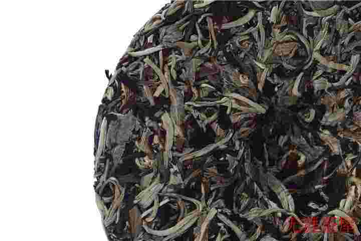 长期储存白茶：散茶好还是饼茶好？