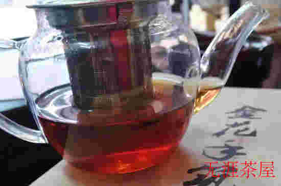 安化黑茶的口感与功效：喝半年以上是否有效？