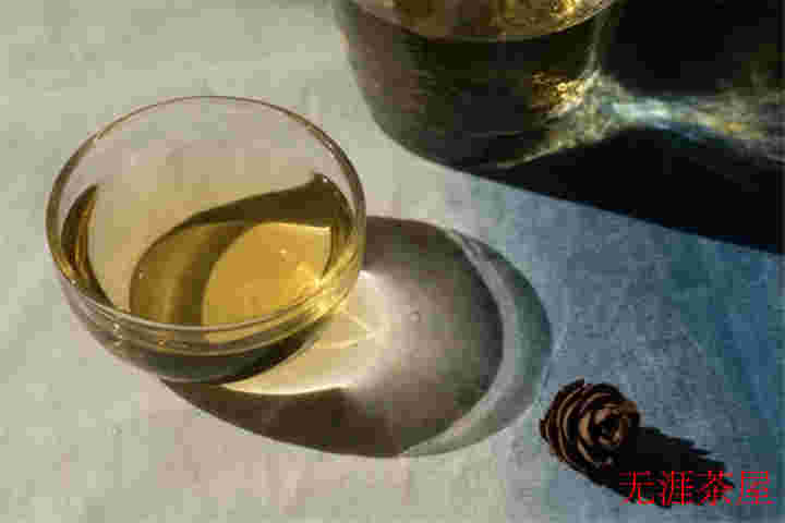 老白茶的奥秘：从茶汤到健康的全方位解析